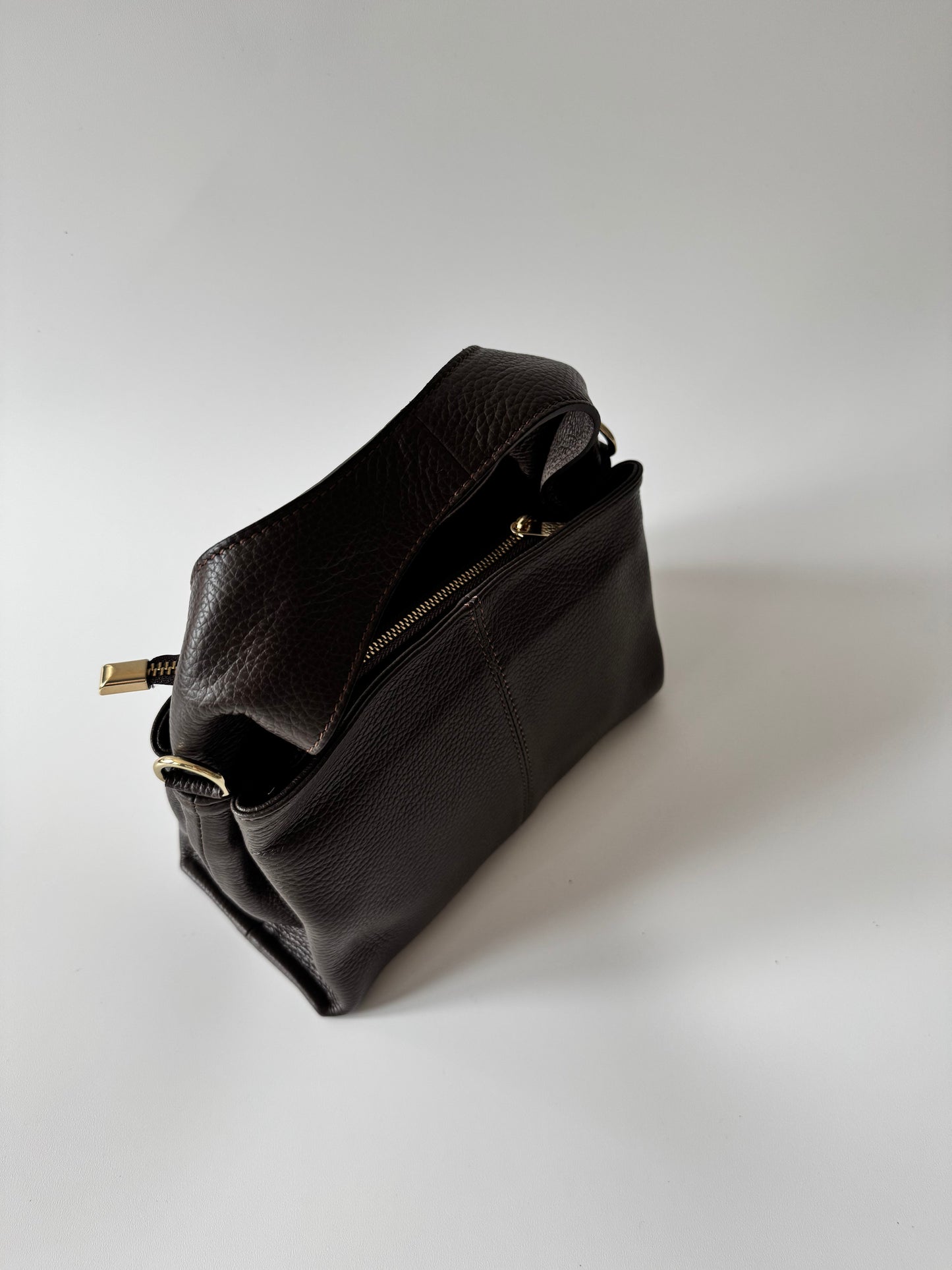 Zoe- Handbag with Shoulder Strap