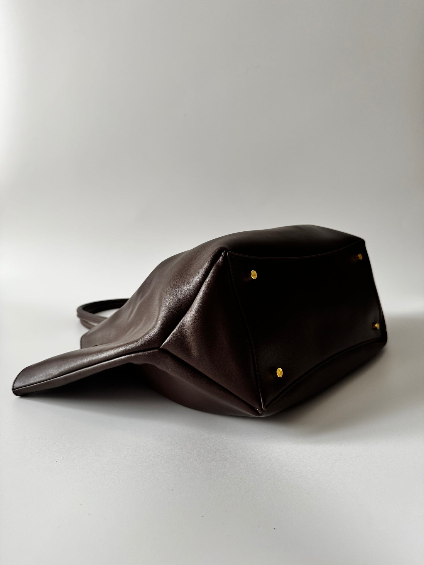 Christin Large Shoulder Bag Leather