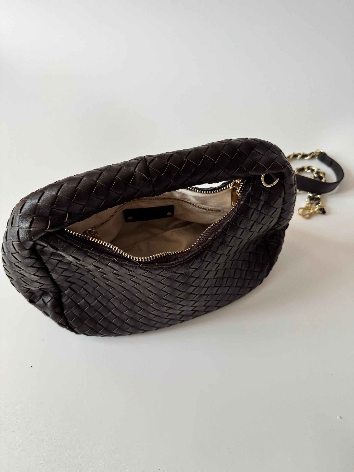Dorotea- Woven Handle Bag