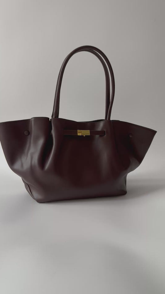 Christin Large Shoulder Bag Leather